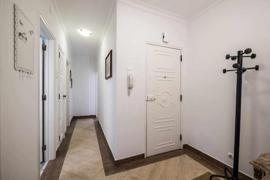 Apart Lisboa Confortavel 2 Quartos Com Terraco Odivelas  Bagian luar foto