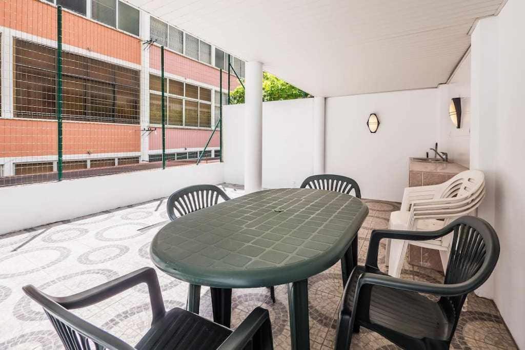 Apart Lisboa Confortavel 2 Quartos Com Terraco Odivelas  Bagian luar foto